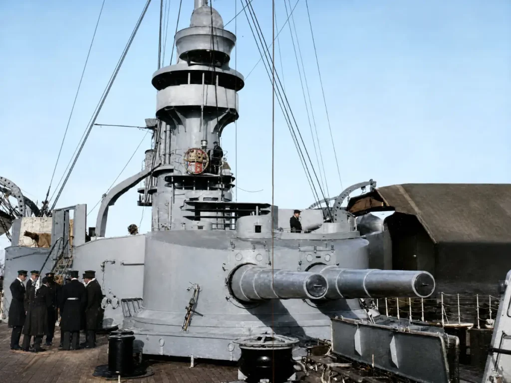 L’engrenage de la Grande Guerre Canons du cuirassé allemand Sharnhorst