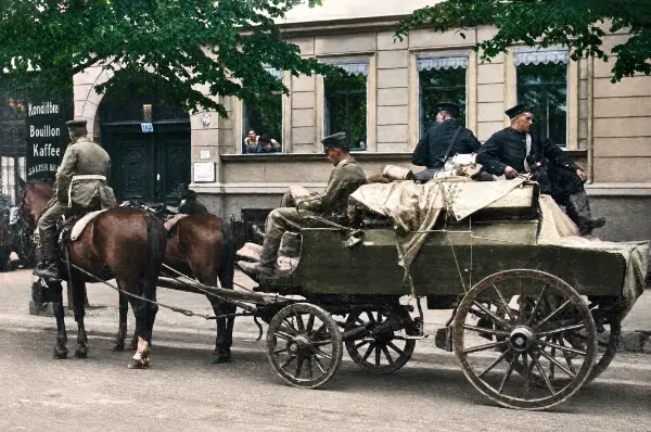 Une voiture de remplacement de la Feldpost